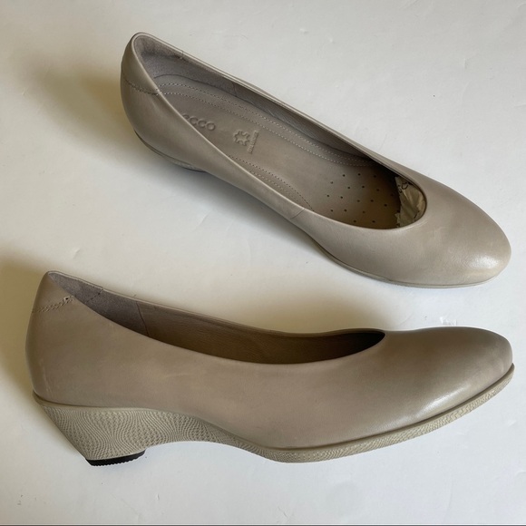 Ecco Grey Round Toe Wedge size 42 - Picture 9 of 9